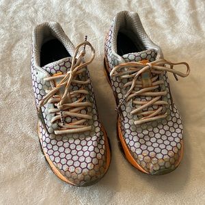 COPY - Mizuno running shoes